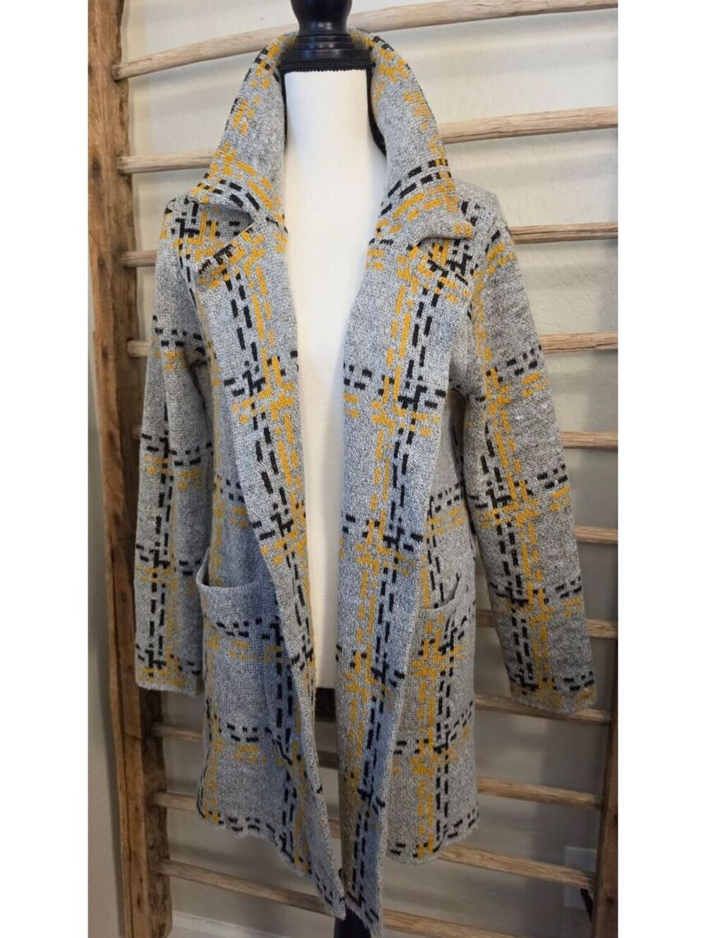 Madison gray yellow plaid open front cardigan coat Size Large